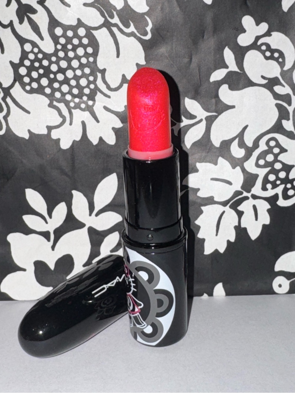 Mac Big Bow-Lipstick